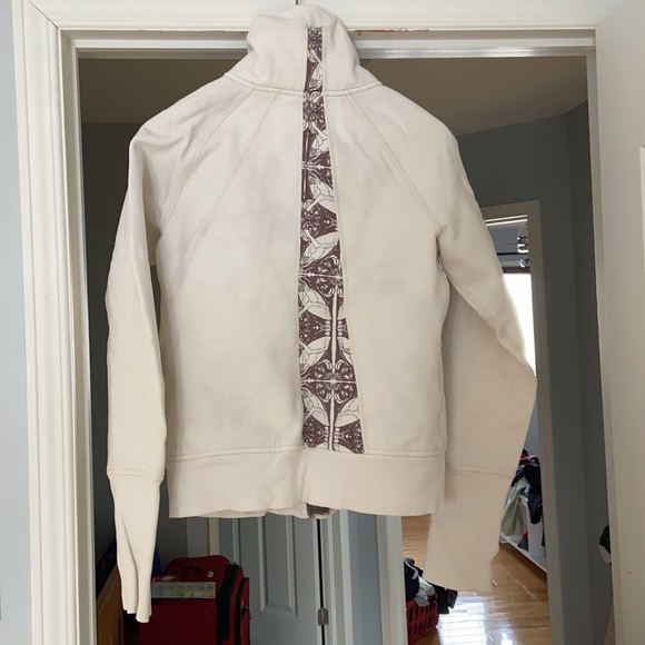 Lululemon Zip Sweater - Picture 4 of 5